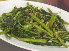 -明记烧鱼美味店