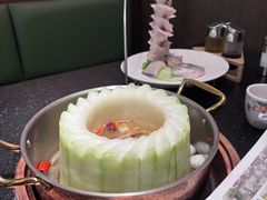 -得意咚瓜·顺德鱼生·冬瓜火锅(深圳首店)