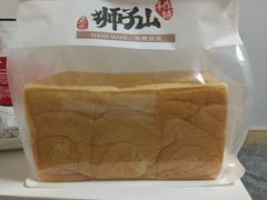 -君之狮子山·轻糖烘焙(松江印象城店)