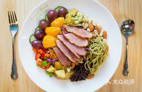 Rocket-riding Duck Salad