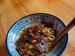 牛肉拌粉-万方圆拌粉瓦罐汤(滕王阁旗舰店)