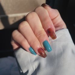 -ALLIE爱丽美甲美睫·专业建构