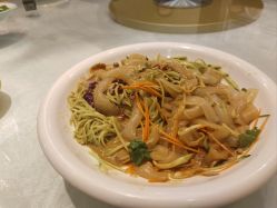 -鑫淼餐饮娱乐中心(江东街店)