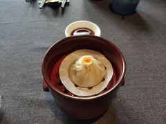 活拆蟹黄鲜肉小笼包-福玺荟(外滩罗斯福店)