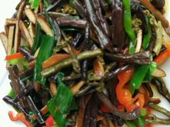 黄山一绝-自游人·美食一楼·地道徽菜(三十年名店)