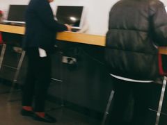 -上海华裕比亚迪4S店