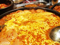 -青瓦炭韩潮烤肉(花园道店)