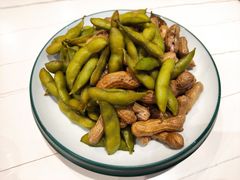 凉拌毛豆拼花生-四季烟火烧烤酒场