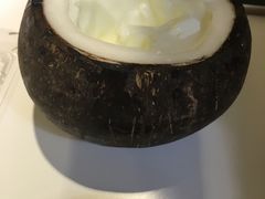 -志龙皇冠吃货椰子铺