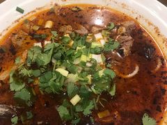 原汤辣羊杂粉-黔庄 · 贵州牛羊粉