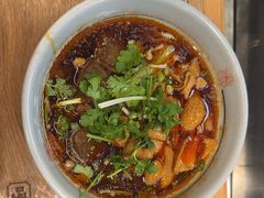 -呼啦面馆·头牌豌杂面(珠江国际B区店)