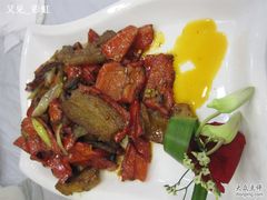 私家辣椒皮炒封缸肉-乔家满族八大碗(流水沟店)