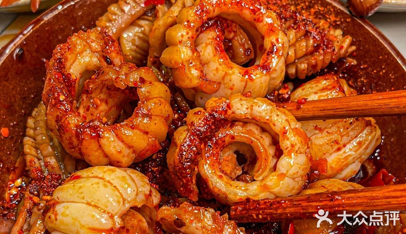 重庆一定要吃🍓草莓冰冰锅！！好吃