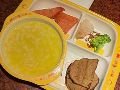 快吃完儿童餐-绿茶餐厅(华联万柳店)