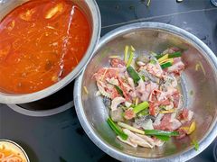 -周良天山牛杂城(天山路总店)