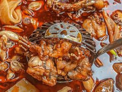 -鸿顺老铁锅美蛙鱼府(解放碑店)