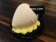 草莓慕斯蛋糕-PAPER STONE BAKERY(天汇广场店)