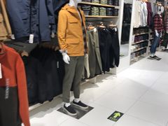 -优衣库(北京万柳华联购物中心店)