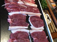 -老牌坊云南鱼豆花火锅(爱建店)