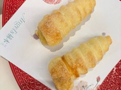 -金海华·赫本时光城市风尚餐厅(现代传媒广场店)