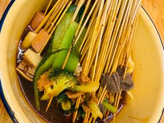 -拈签一笑黄牛肉辣卤串串