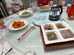 -香山湖家家宴(中山陵店)