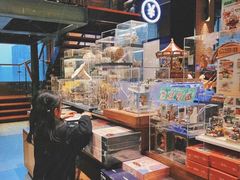 -半山书局(新世纪商城店)