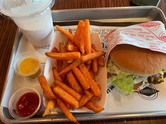 -FATBURGER 特富客汉堡(外交公寓店)