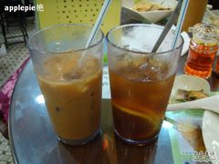 丝袜奶茶和柠檬茶-兰芳园(上环店)