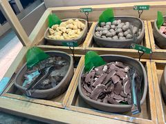 -爱伲牛肉火锅自助(景洪店)
