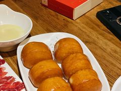 奶香炸馒头-牛很鲜潮汕牛肉火锅(朝晖路店)
