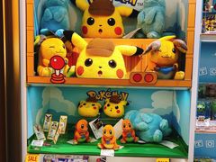 -泡泡玛特POPMART(上海环球港店)