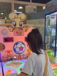 -卡通尼乐园(宝山龙湖天街店)
