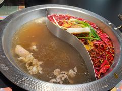 -廖掌柜·重庆鲜货火锅(上海首店)
