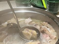 -润园四季椰子鸡火锅(海上世界店)