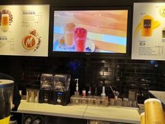 -麦当劳(汉口火车站候车室店)