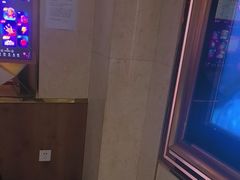 -V麦量贩KTV(富康城店)