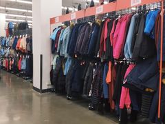 -迪卡侬(西华店)