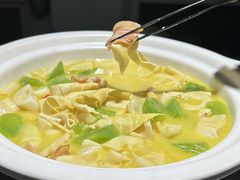 -鹊华居·地道鲁菜·海鲜·融合味(大明湖店)