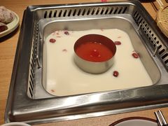 -尚尚仙·酸汤猪手·猪肚鸡火锅(华联万柳购物中心店)