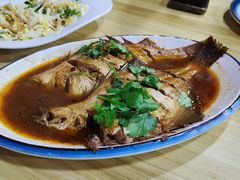 -崴海渔村(虹梅路店)