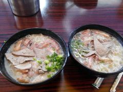 猪肝叉烧米粉-鑫馨餐厅