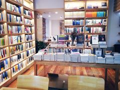 -猫的天空之城概念书店(景德镇陶溪川店)