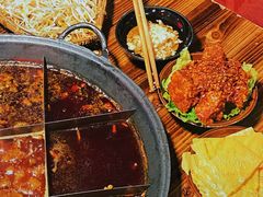 -财二舅火锅招待所