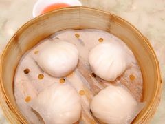 -香港百合居(LCM置汇旭辉广场店)