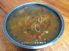 酸辣牛肉粉-老火车站牛肉粉