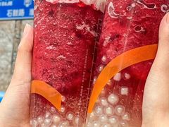 雪顶红宝石车厘子-CoCo都可(昆百大店)