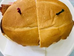 猪扒包-义顺牛奶公司(庇利金街店)