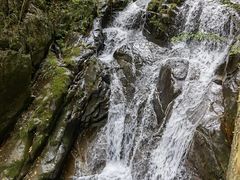 -藏龙百瀑风景区