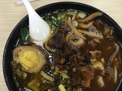 -好一家牛肉粉(山东路家乐福店)